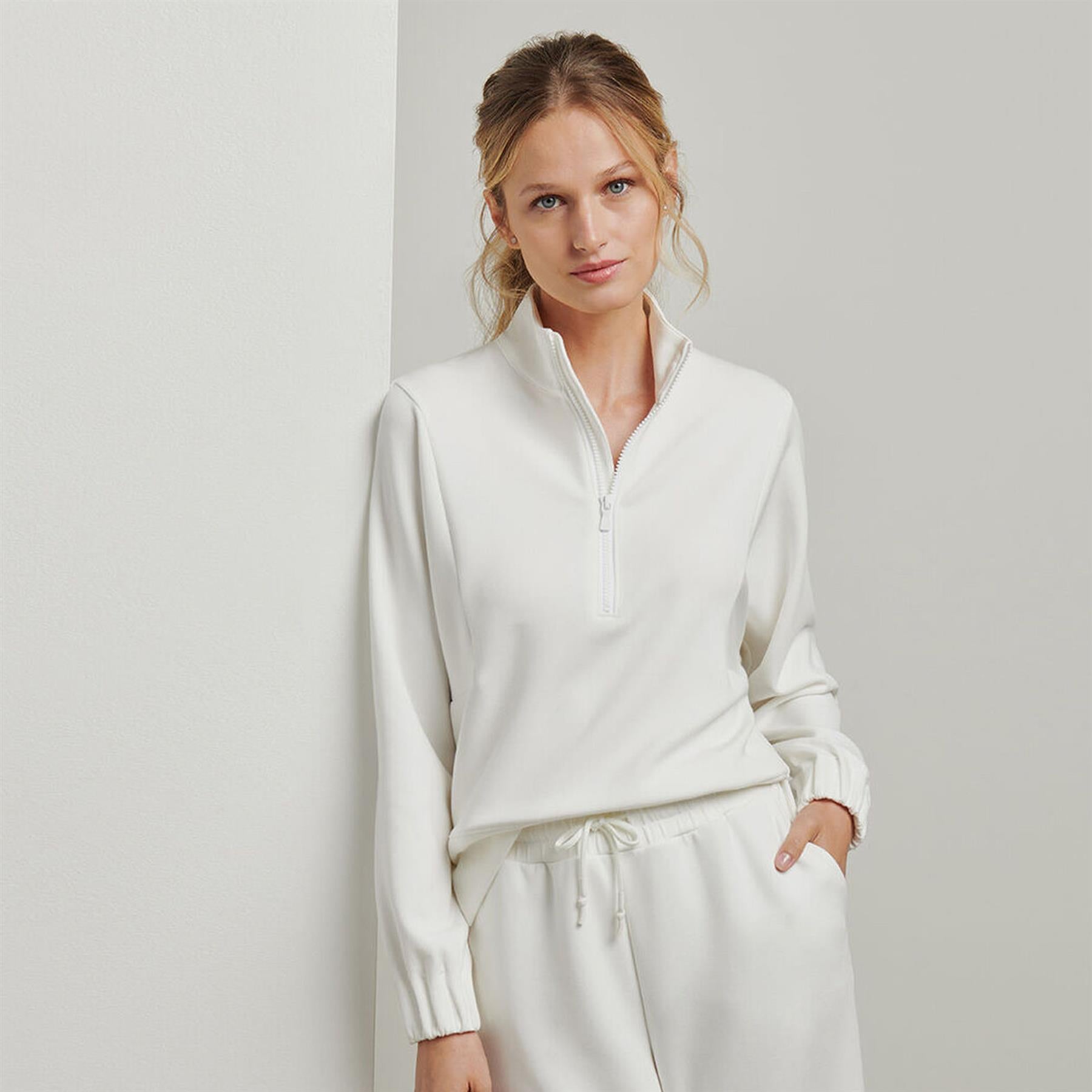 Womens Flora Knit Half Zip Mid Layer Soft White