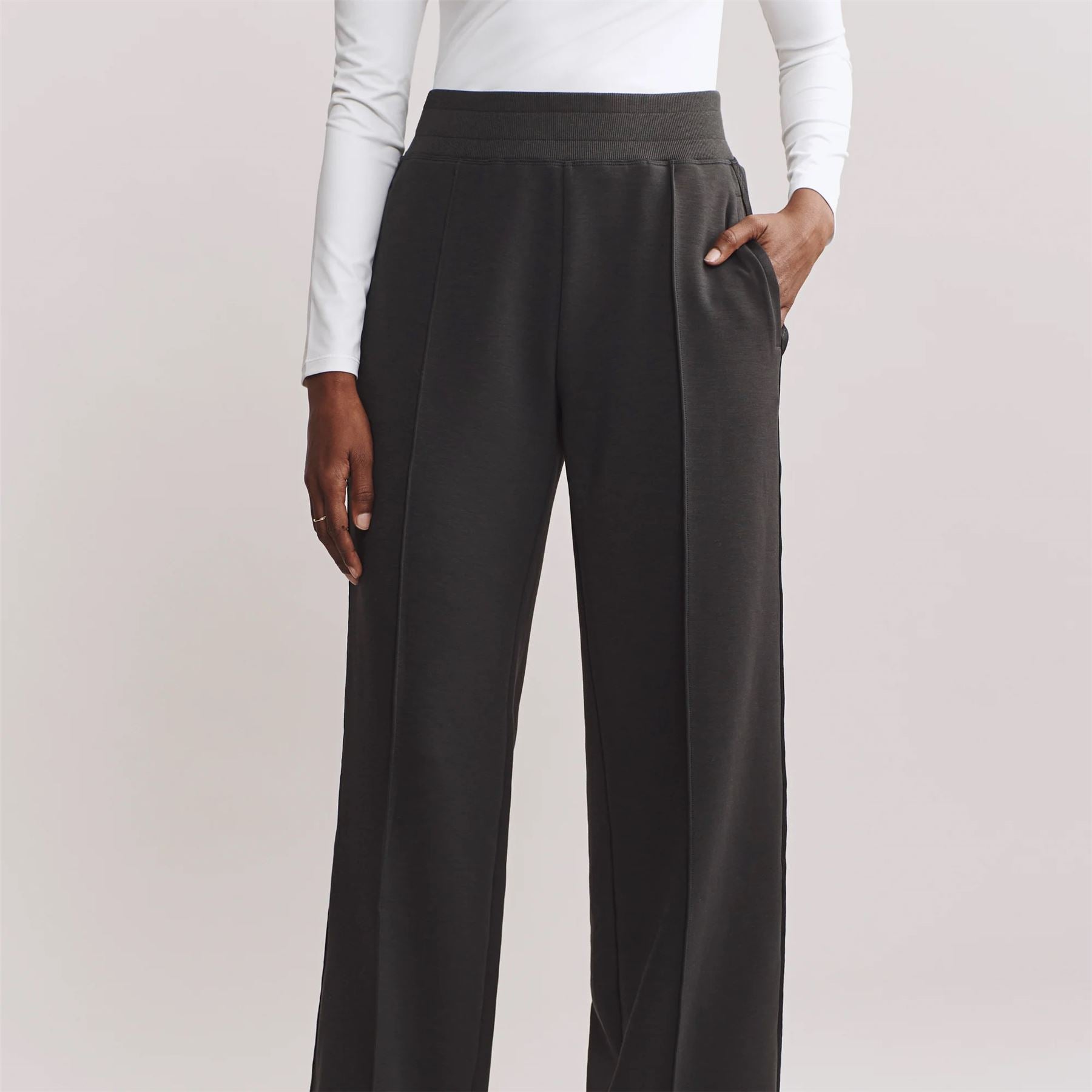 Womens DreamGlow Pants Black